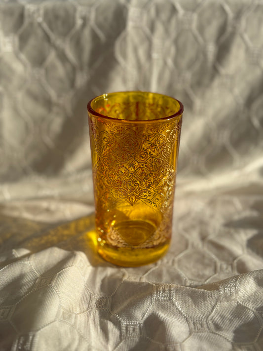 verre a the marocain millenuits couleur jaune